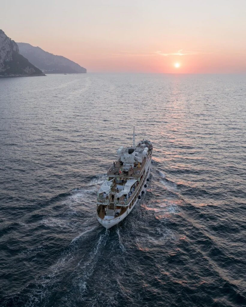 Así fue la boda de tres días de Ed Westwick, la ex estrella de "Gossip Girl"