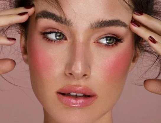 Alerta tendencia: el make up "aura blush" revoluciona las redes