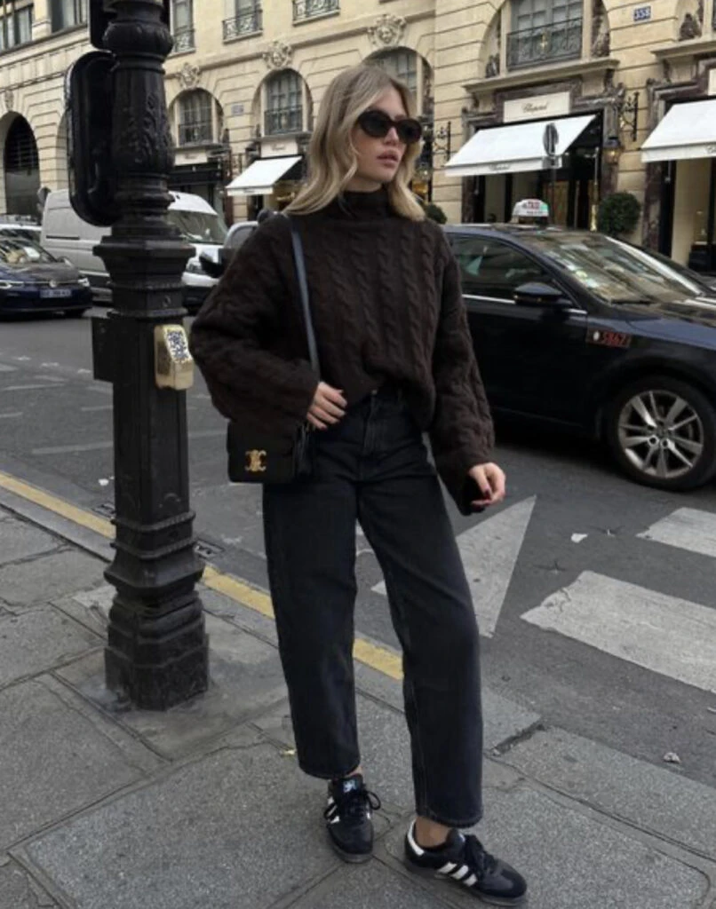 Estos son los mejores looks con jeans negros. Foto: Pinterest. 