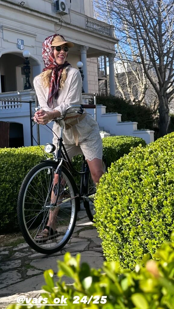 Nicole Neumann adelanta el bolso tendencia de la primavera