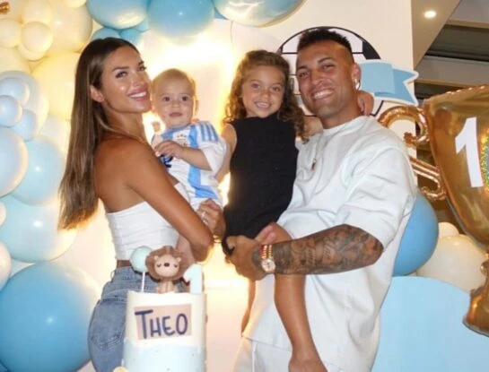 Las fotos del primer año de Theo, hijo de Lautaro Martínez y Agus Gandolfo