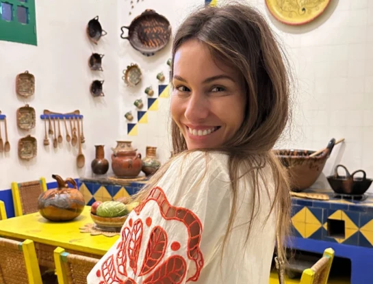 Pampita apostó por un look relajado y bohemio para pasear por México