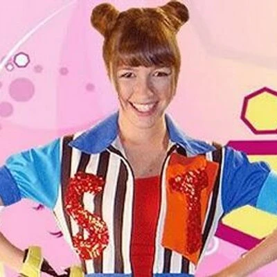 Guía de estilo: así se lleva el patchwork, el dress code de las series de Cris Morena 