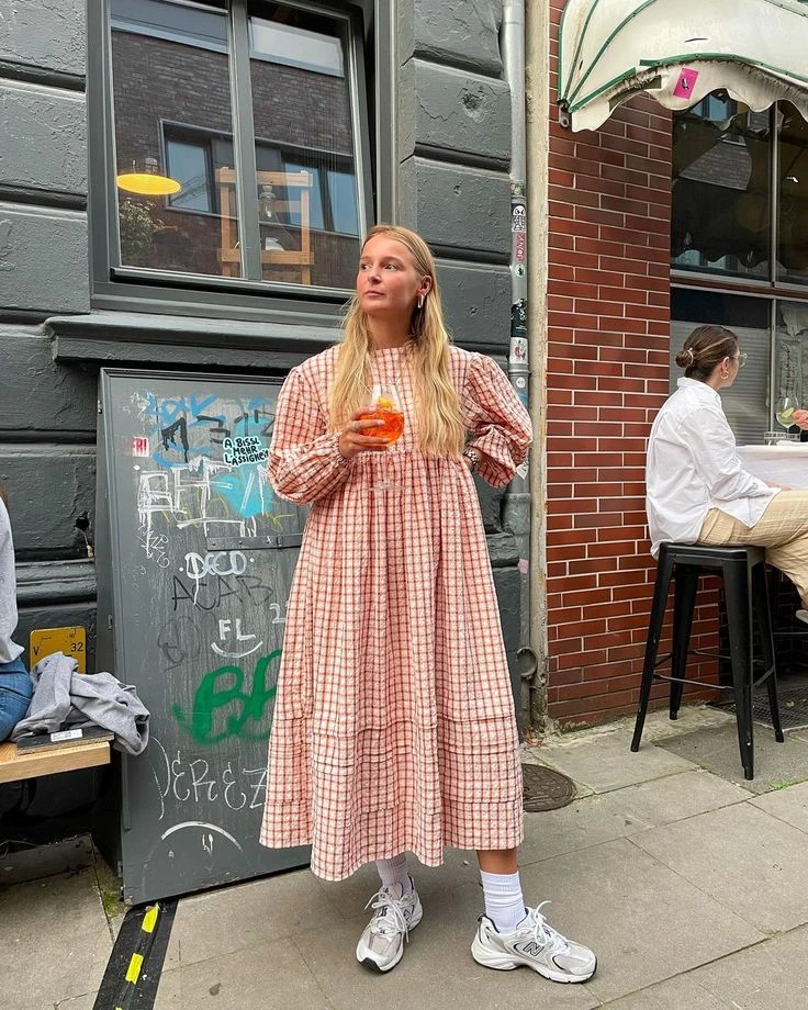 Así es el portuguese girl style, la tendencia de moda que enamora a la Gen-Z en todo el mundo