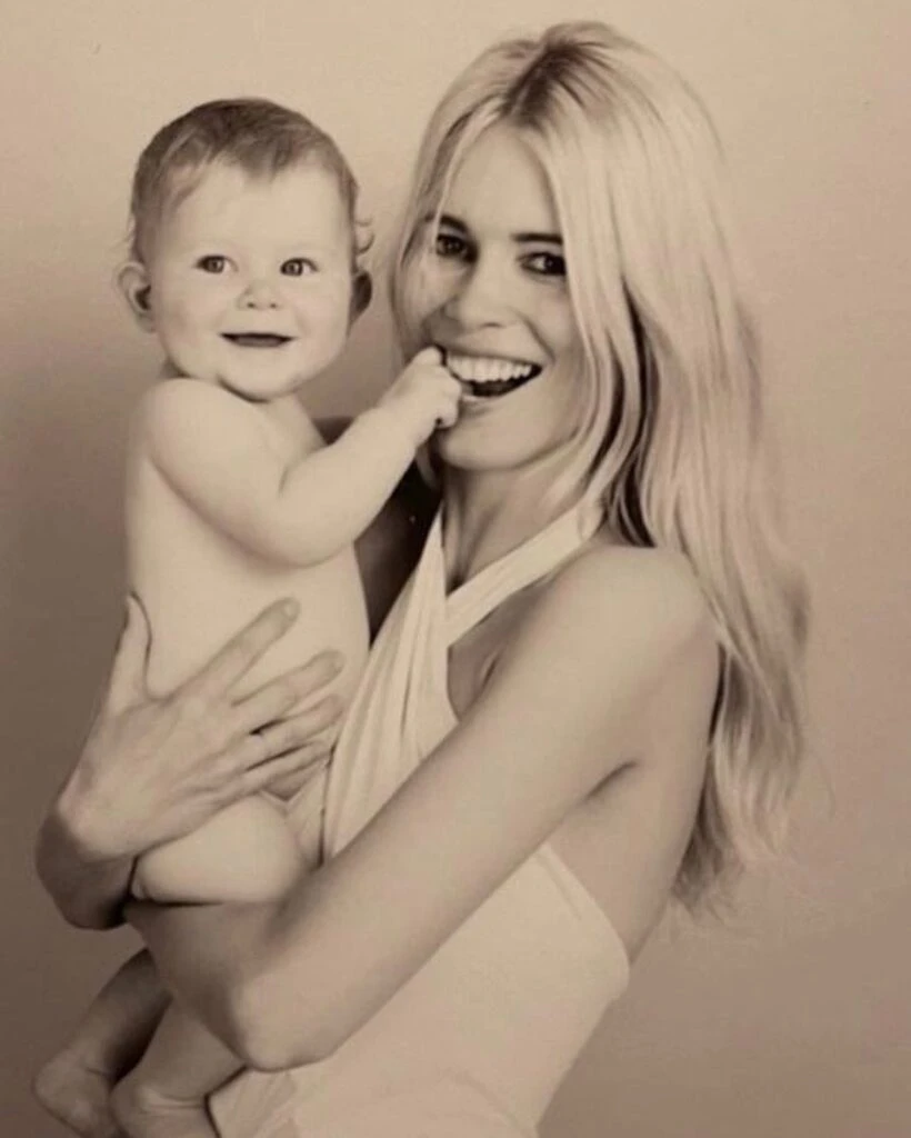 Así está Clementine Vaughn, la hija influencer de Claudia Schiffer