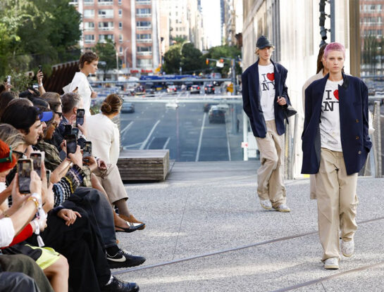 NYFW: Coach llevó a otro nivel las tendencias primavera verano 2025 en la Semana de la Moda de Nueva York