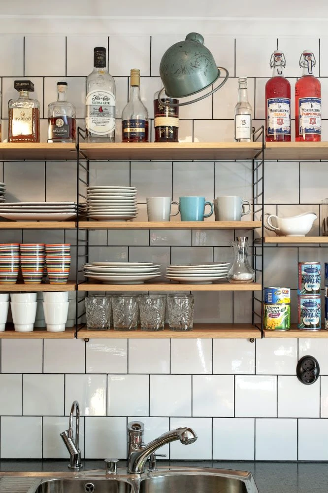 Hacé uso de estanterías