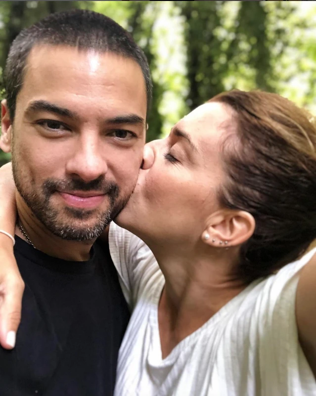 El Chino Leunis y Maca Martínez Picabea