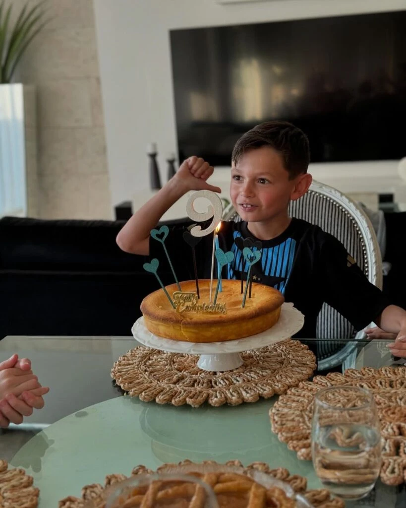 Las fotos del cumpleaños del hijo de Natalie Weber, Rocco