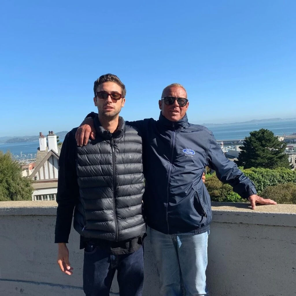 Conmoción por la muerte de uno de los actores de "Karate Kid"