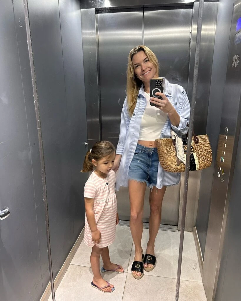 Las fotos de las vacaciones de Sofía Zámolo en Cancún con su hija, California