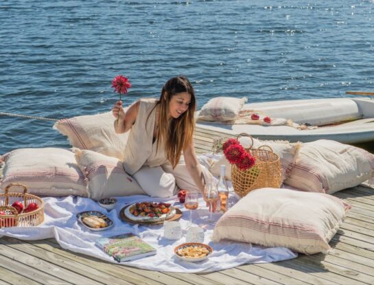 Las mesas se visten de primavera: dos spots con buenas ideas para celebrar su llegada