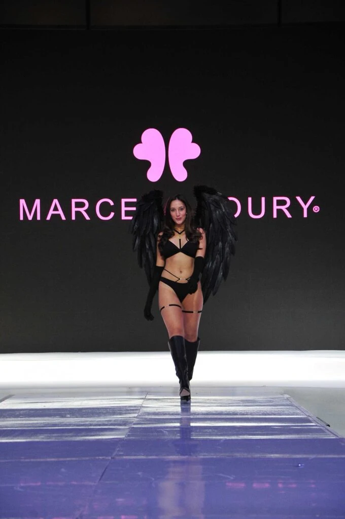 Así fue el debut en la pasarela de Brenda Di Aloy, la hija de Amalia 'Yuyito' González