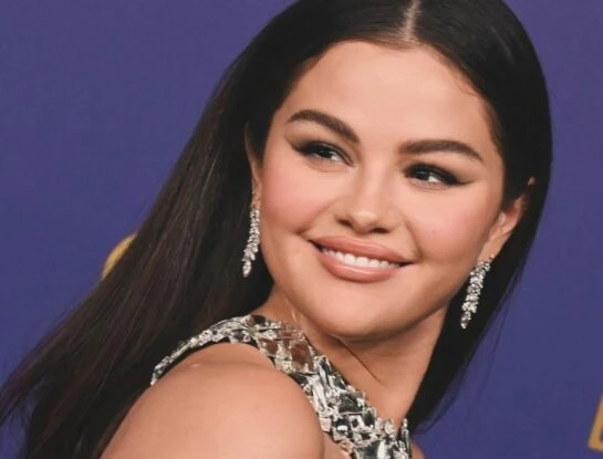 Por qué aseguran que Selena Gómez se habría comprometido con su pareja, Benny Blanco