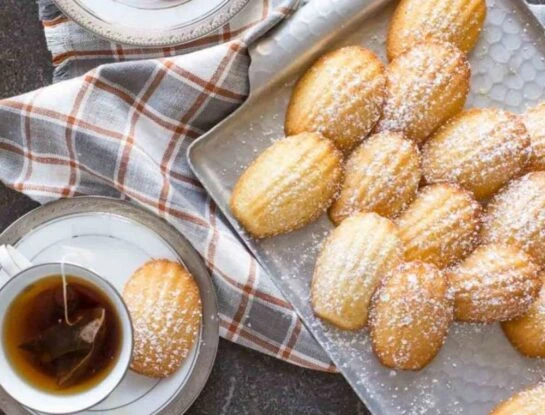Cómo hacer madeleines de almendras: la receta del delicioso dulce francés