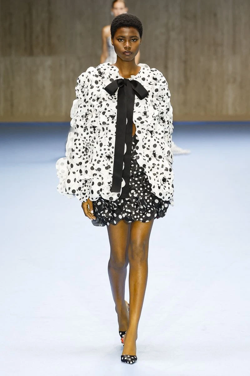 Desfile de Carolina Herrera, primavera verano 2025 en NYFW