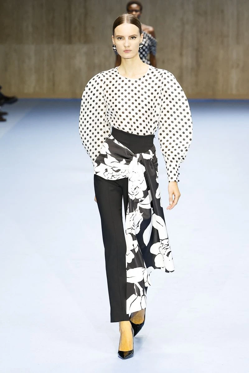 Desfile de Carolina Herrera, primavera verano 2025 en NYFW