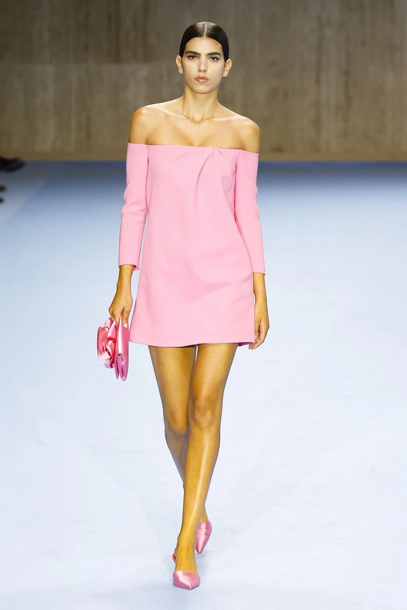 Desfile de Carolina Herrera, primavera verano 2025 en NYFW