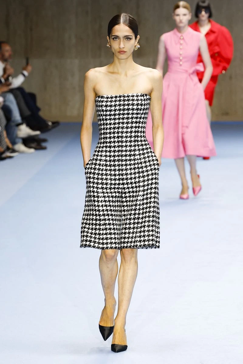 Desfile de Carolina Herrera, primavera verano 2025 en NYFW
