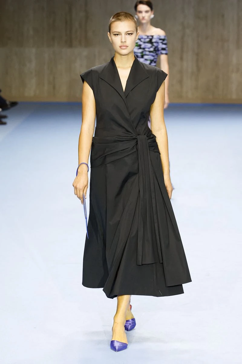 Desfile de Carolina Herrera, primavera verano 2025 en NYFW
