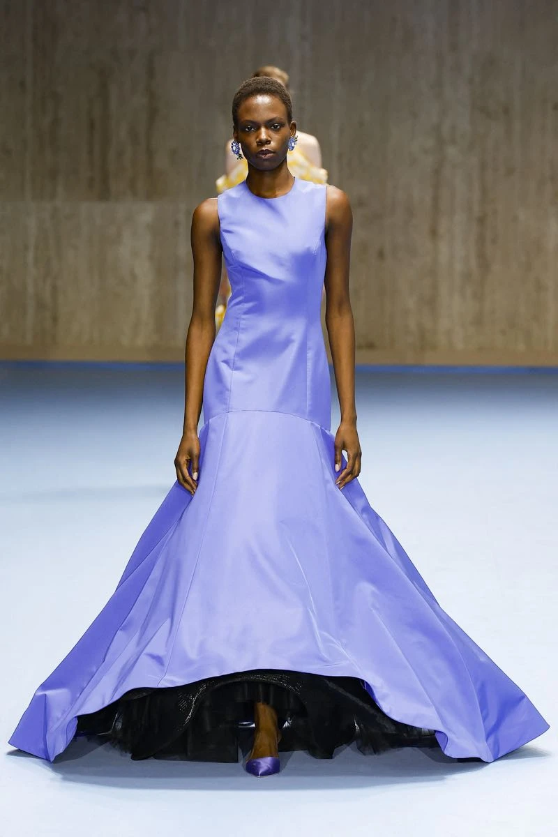 Desfile de Carolina Herrera, primavera verano 2025 en NYFW
