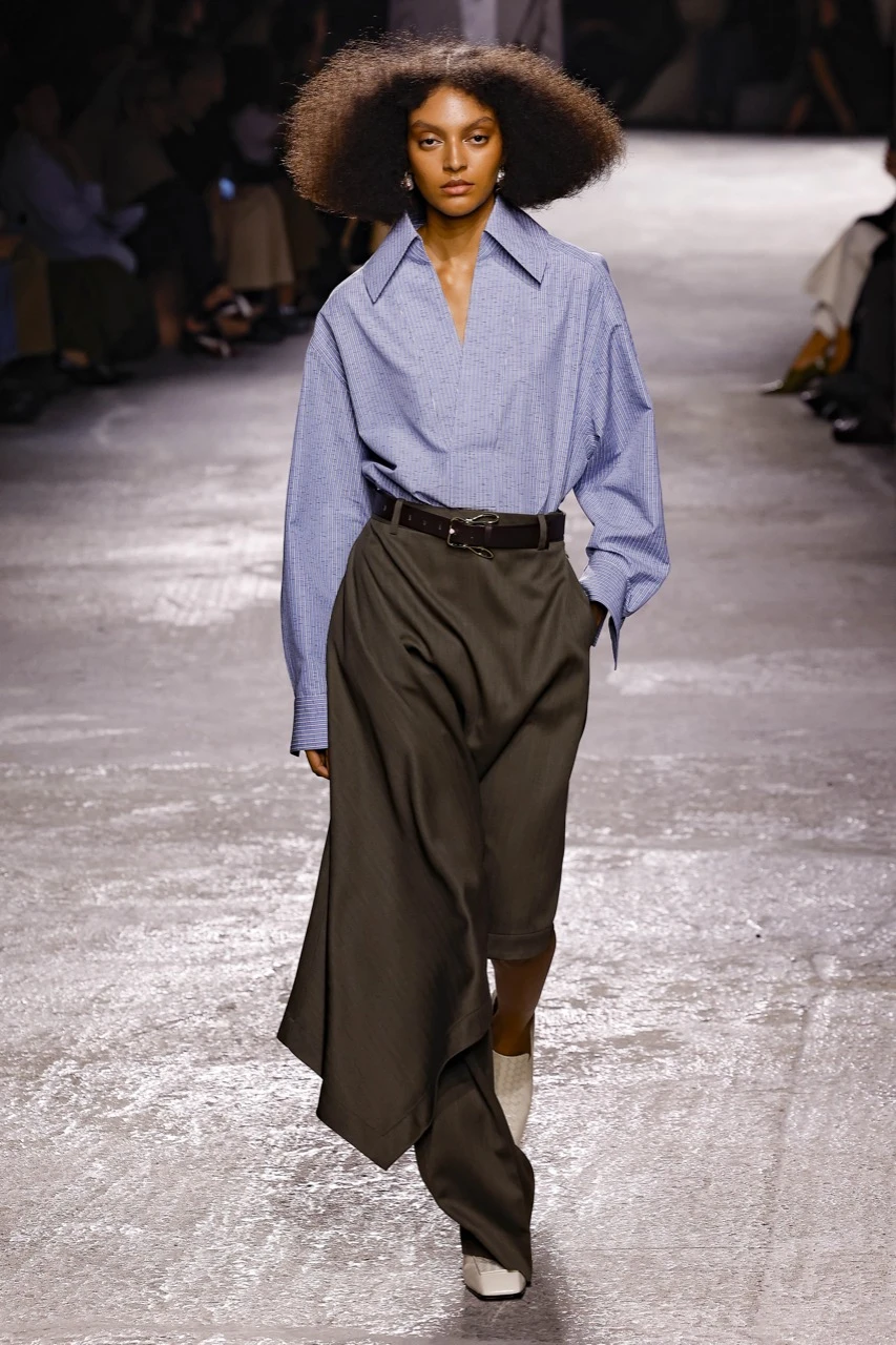 Desfile de Bottega Veneta primavera verano 2025