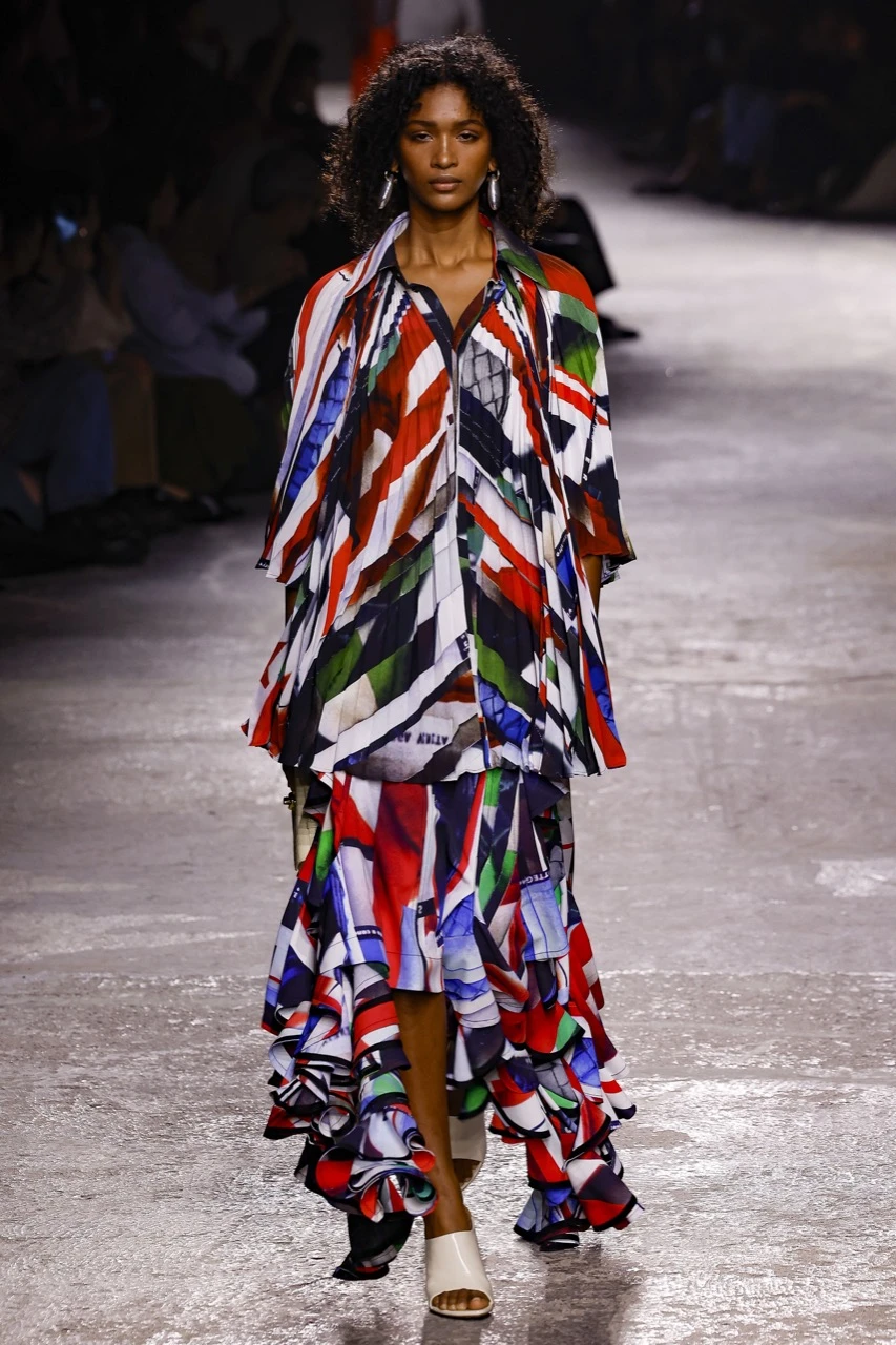 Desfile de Bottega Veneta primavera verano 2025