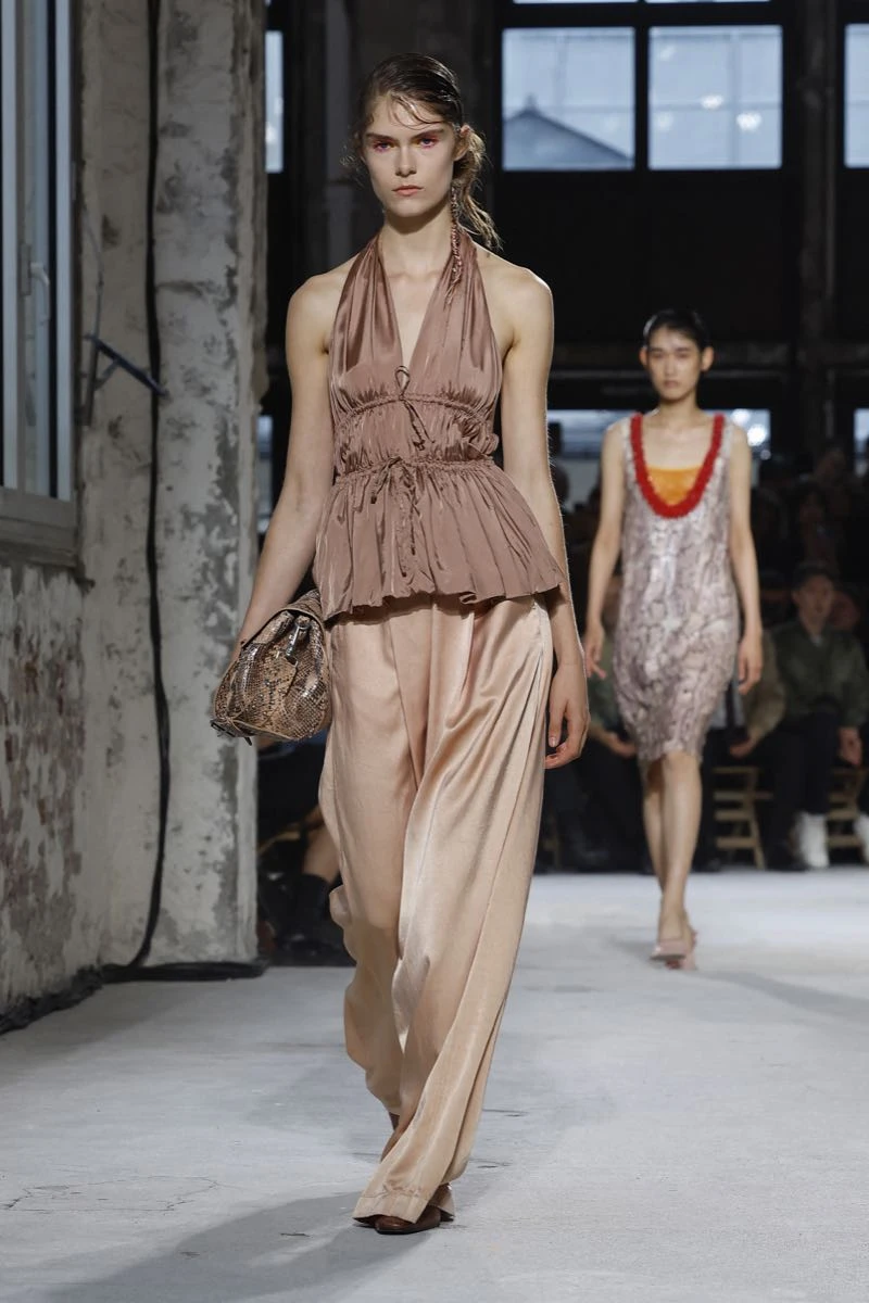 Dries Van Noten primavera verano 2025