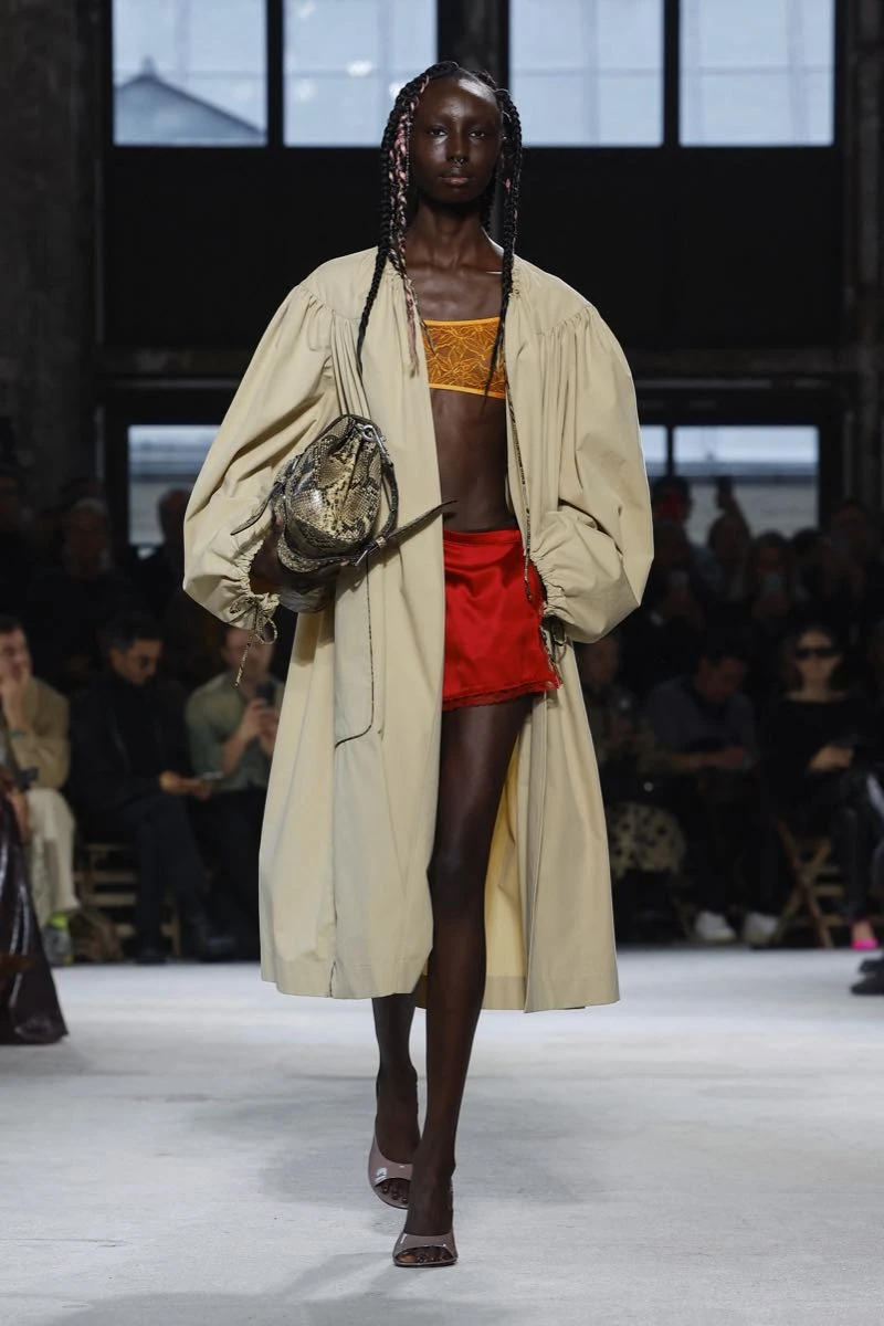 Dries Van Noten primavera verano 2025