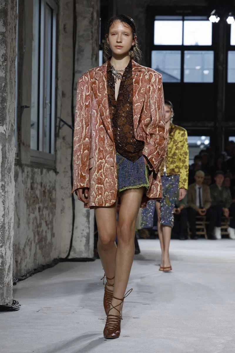 Dries Van Noten primavera verano 2025