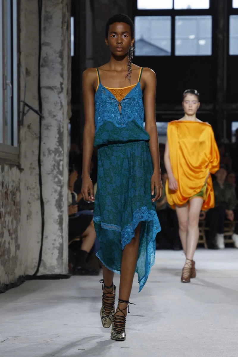 Dries Van Noten primavera verano 2025