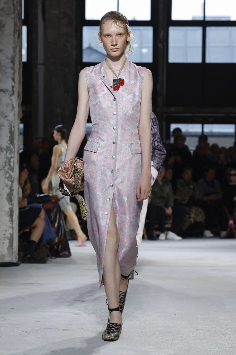 Dries Van Noten primavera verano 2025