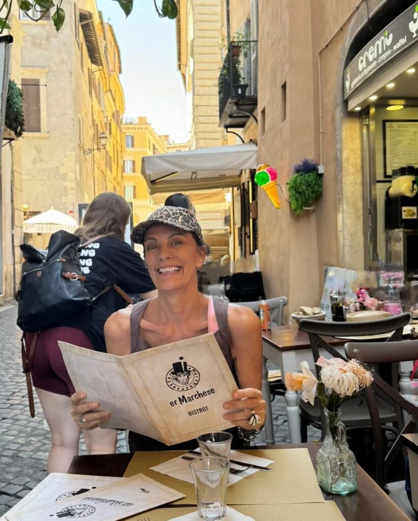 Nequi Galotti nos adelanta desde Italia sos accesorios tendencia del verano 2025