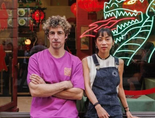 Quién es Débora Nishimoto, la actriz de “Envidiosa” que conquistó a Esteban Lamothe