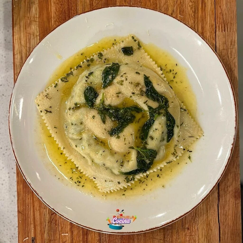 Raviolone