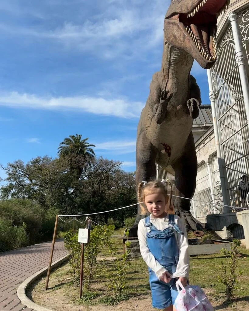 Pampita y Ana Garcia Moritan visitaron el Ecoparque de Buneos Aires
