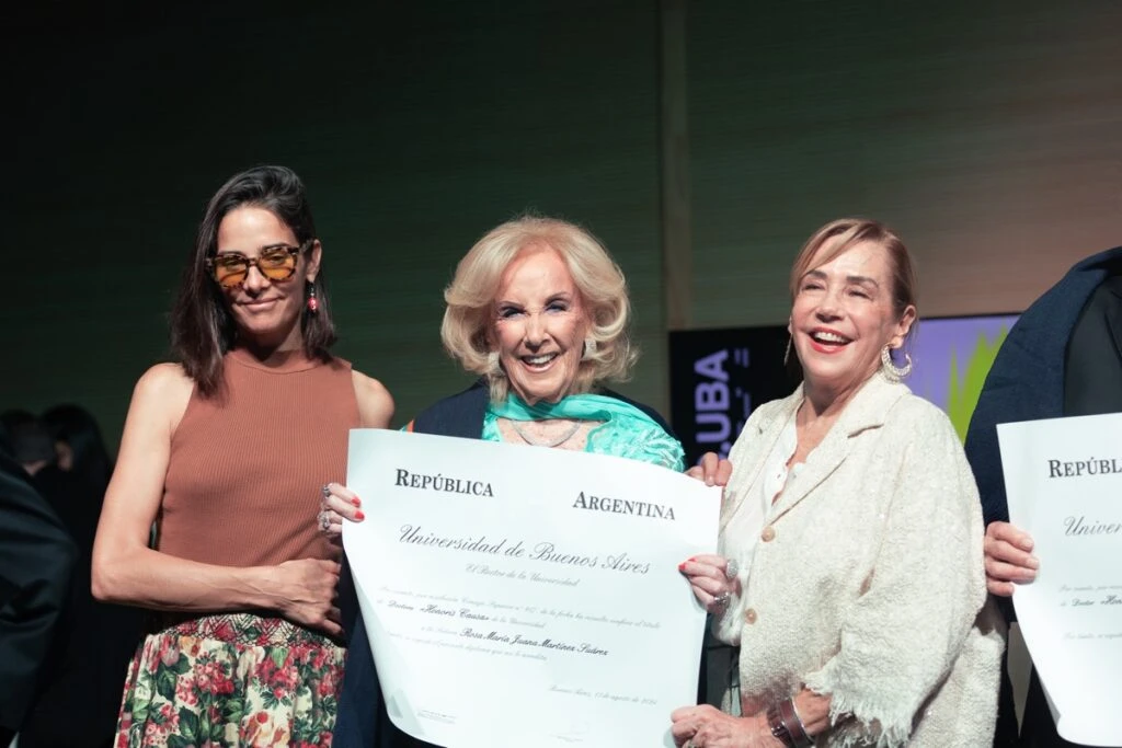 Mirtha Legrand con Marcela Tinayre y Juana Viale
