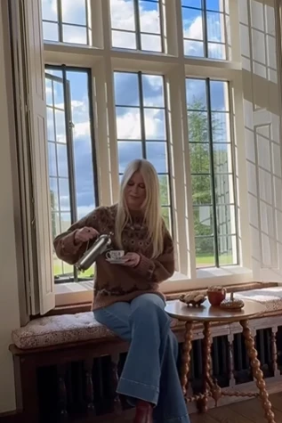 Claudia Schiffer mostró su fabulosa mansión y cómo la prepara para invitados