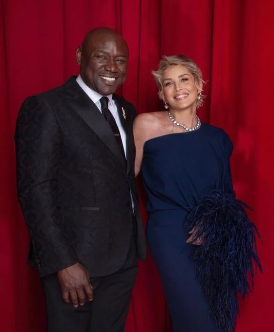 Sharon Stone con look de Taller Marmo