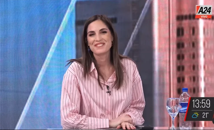 Cata de Elía anunció al aire que está embarazada