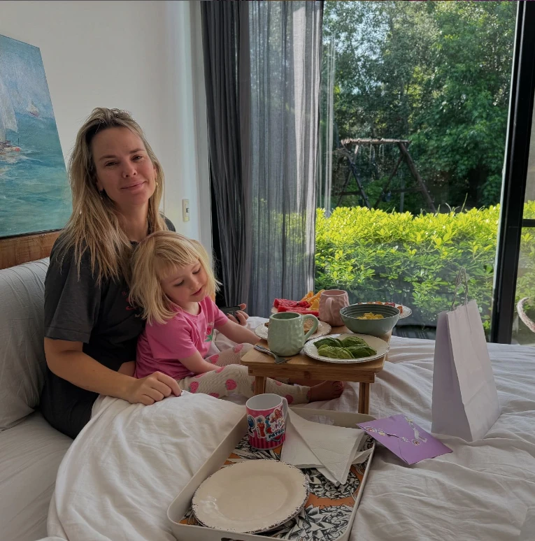 Muni Seligmann anunció que está esperando su segundo hijo