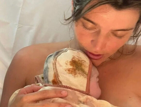 Nació Bee, la hija de Calu Rivero y Aíto de la Rúa