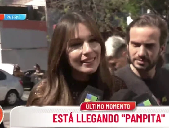 El look radiante y empoderado de Pampita al retomar las grabaciones de "Los 8 escalones"