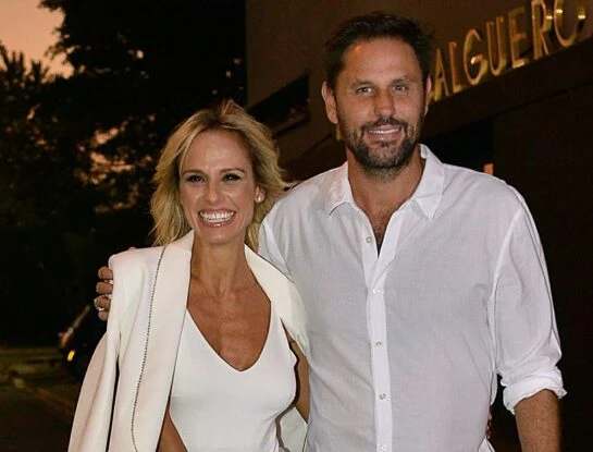 La emoción de Mariana Fabbiani tras el discurso de su marido, Mariano Chihade, en los Martin Fierro del Cine