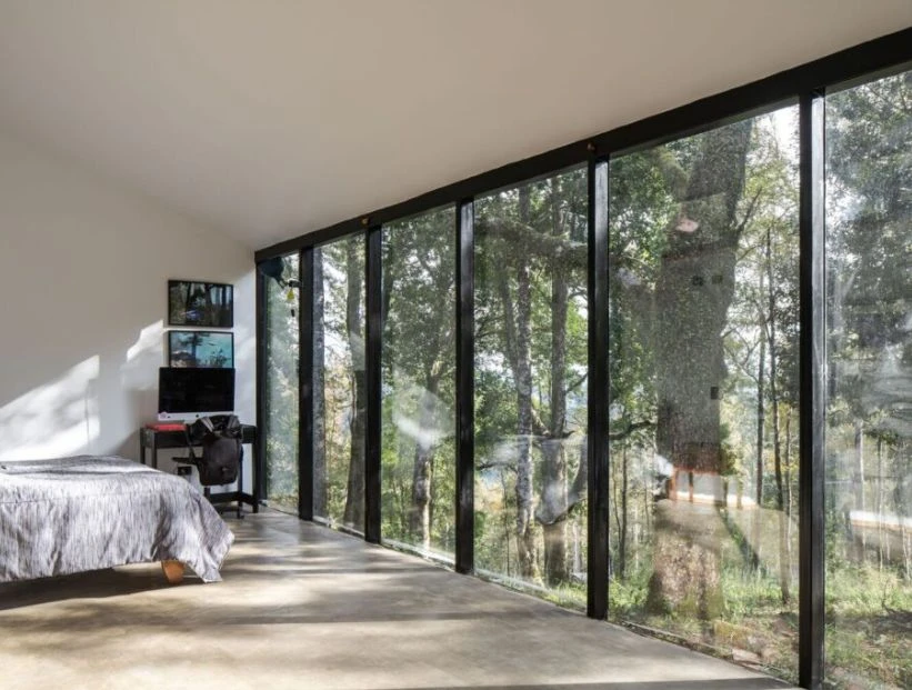 Una tiny house escondida en un bosque de Chile