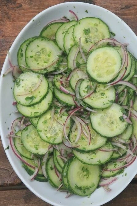 La receta de la ensalada de pepino viral de TikTok