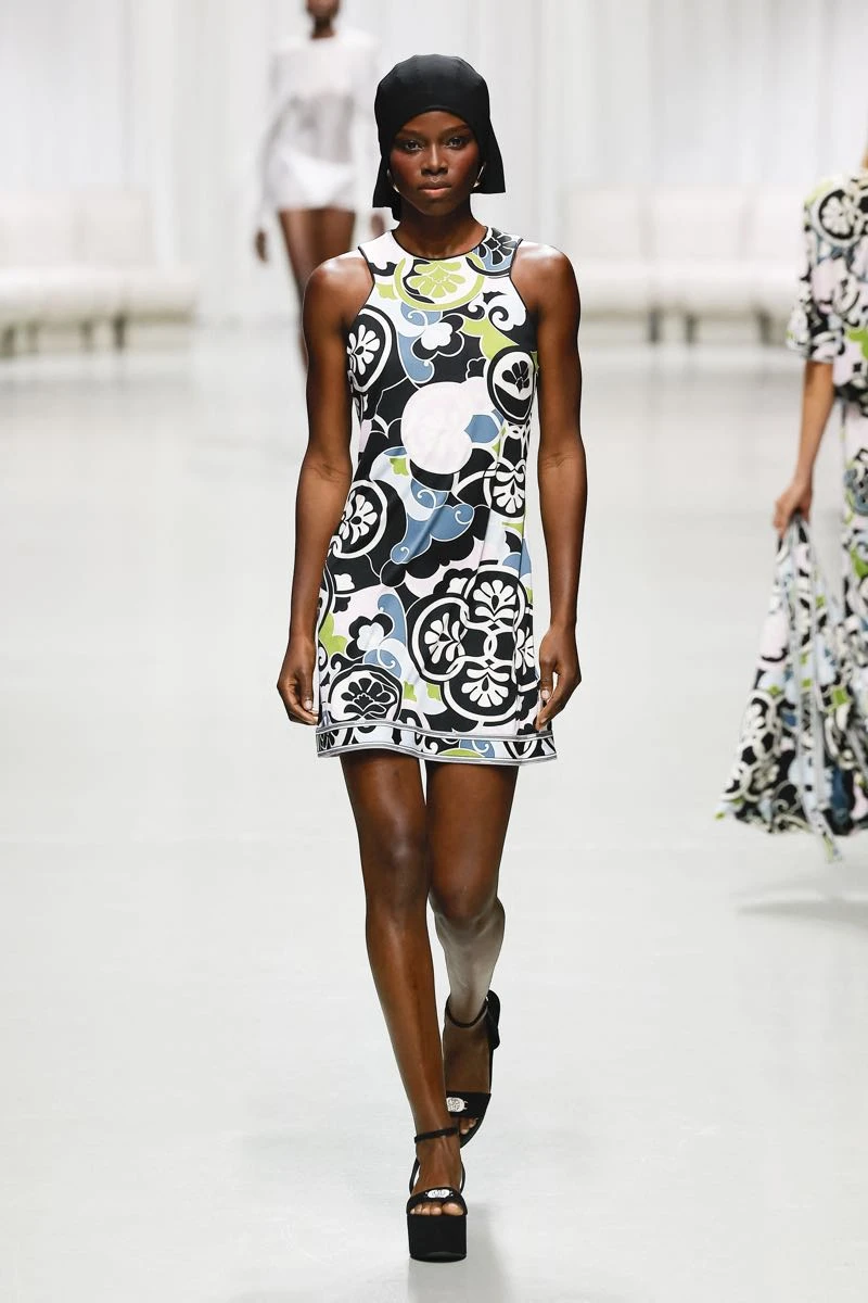 Desfile Leonard, primavera verano 2025