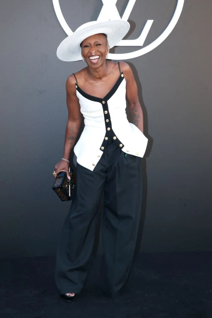 de Cate Blanchett a Zendaya, los looks de las famosas en el desfile de Louis Vuitton