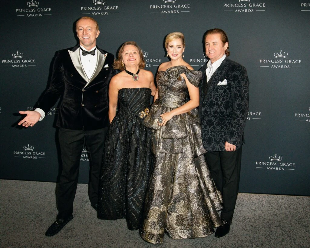 Alberto de Mónaco en los Premios Grace con su hija, Jazmin Grimaldi