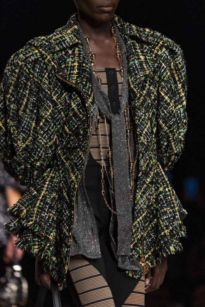 Accesorios en el desfile de Louis Vuitton